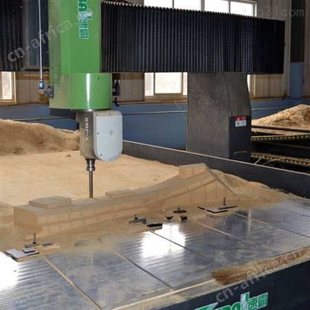 游艇模具五轴加工中心 速霸游艇底模数控加工中心 玻璃钢五轴加工中心生产商
