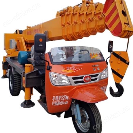 Hxs2600园林绿化农用柴油5吨五征底盘三轮小型起重机