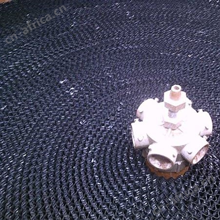 上海金山区方形冷却塔良研清洗