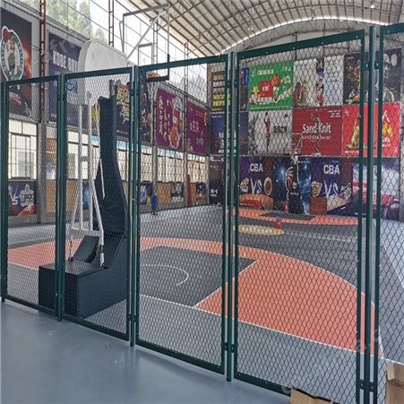 安全防护-广东围栏厂家-球场防护网围栏-拼装围网方管