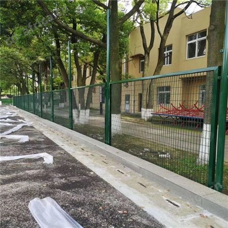 运动场围栏网-球场围栏厂家-波浪网组装-笼式足球场围栏
