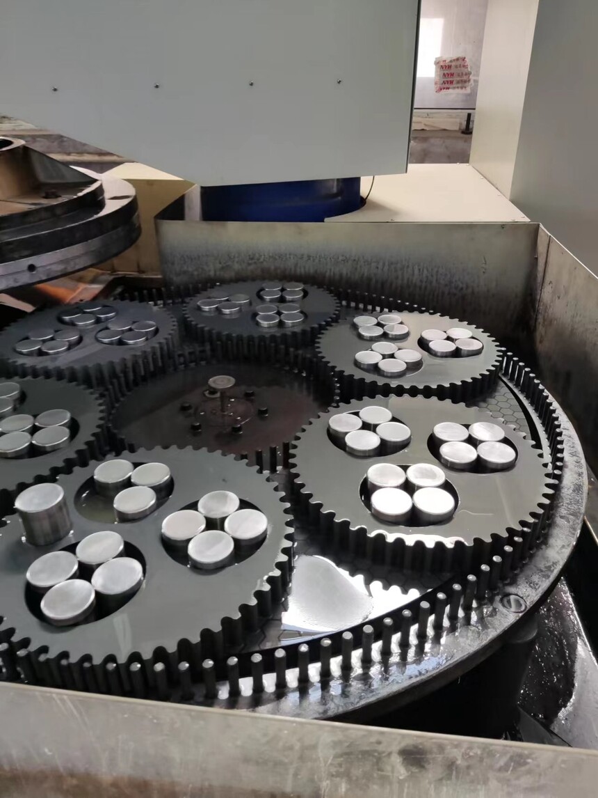 精密数控双端面研磨机